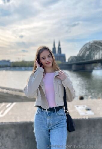 sweet_adele18 Alastonkuvavuotoja OnlyFansista 55