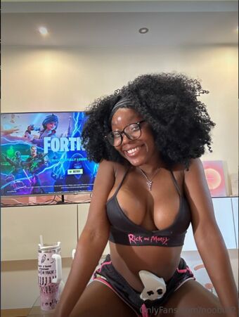 Sweetysmitty Alastonkuvavuotoja OnlyFansista 29