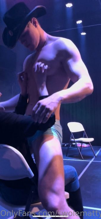 swolemattyy Alastonkuvavuotoja OnlyFansista 14