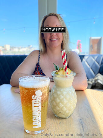 thepinkginhotwife