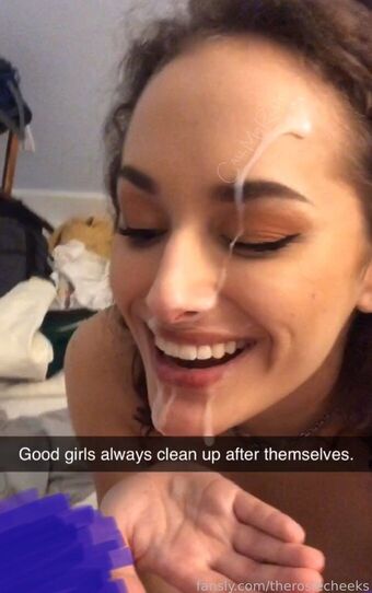 therosiecheeks Alastonkuvavuotoja OnlyFansista 4