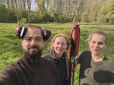 Throuple-dk Alastonkuvavuotoja OnlyFansista 12