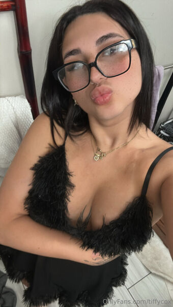 tiffycox Alastonkuvavuotoja OnlyFansista 53