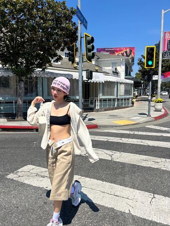 tiny.pretty.j