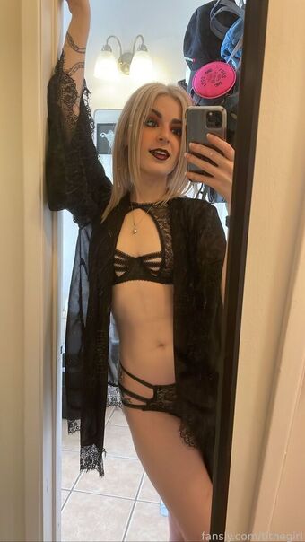 tithegirl Alastonkuvavuotoja OnlyFansista 17