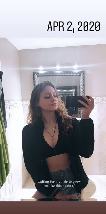 Tittyteaze Alastonkuvavuotoja OnlyFansista 18