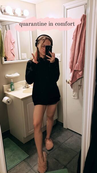 Tittyteaze Alastonkuvavuotoja OnlyFansista 19