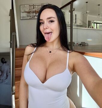 trinityjanex Alastonkuvavuotoja OnlyFansista 58