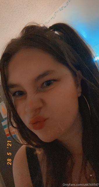 u44769747 Alastonkuvavuotoja OnlyFansista 1