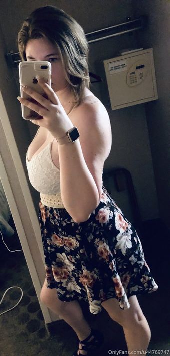 u44769747 Alastonkuvavuotoja OnlyFansista 5