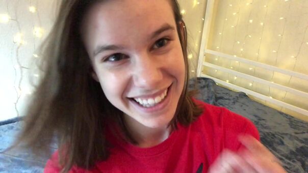 universityliz Alastonkuvavuotoja OnlyFansista 3