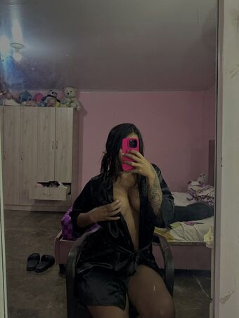 UsergiesQueen21 Alastonkuvavuotoja OnlyFansista 2