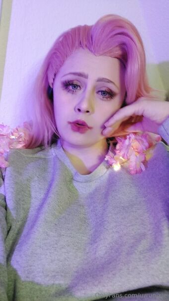 uwupixie Alastonkuvavuotoja OnlyFansista 12