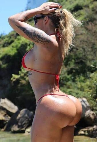 Victoria Lomba