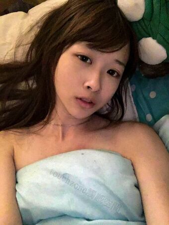 Weiwei610 Alastonkuvavuotoja OnlyFansista 3