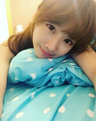 Weiwei610 Alastonkuvavuotoja OnlyFansista 4