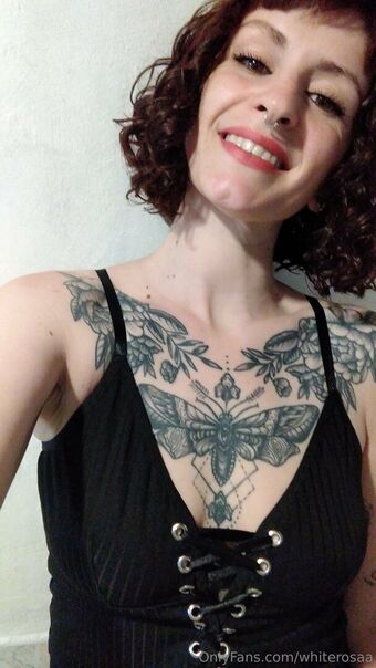 whiterosaa Alastonkuvavuotoja OnlyFansista 33
