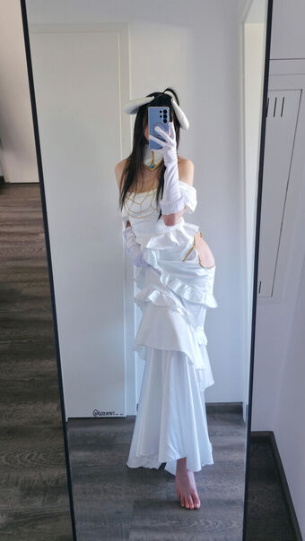 Wonni Alastonkuvavuotoja OnlyFansista 146