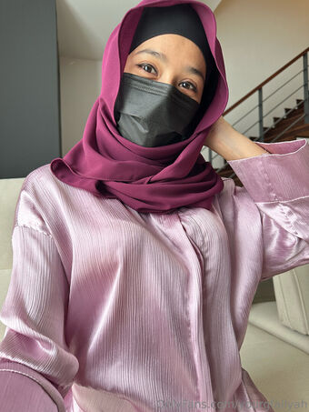 yourgfaliyah