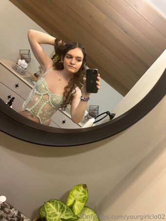 yourgirlclo02 Alastonkuvavuotoja OnlyFansista 11