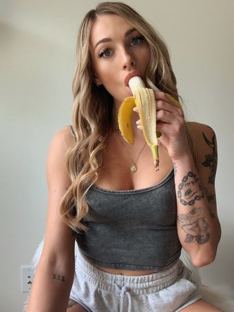 Yourgirllv