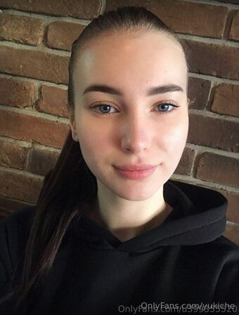 yukiche Alastonkuvavuotoja OnlyFansista 154