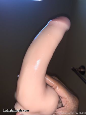 freakdoll