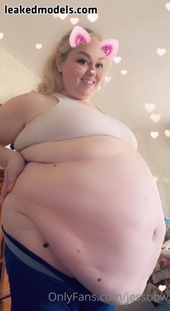 Jessbbw Alastonkuvavuotoja OnlyFansista 9